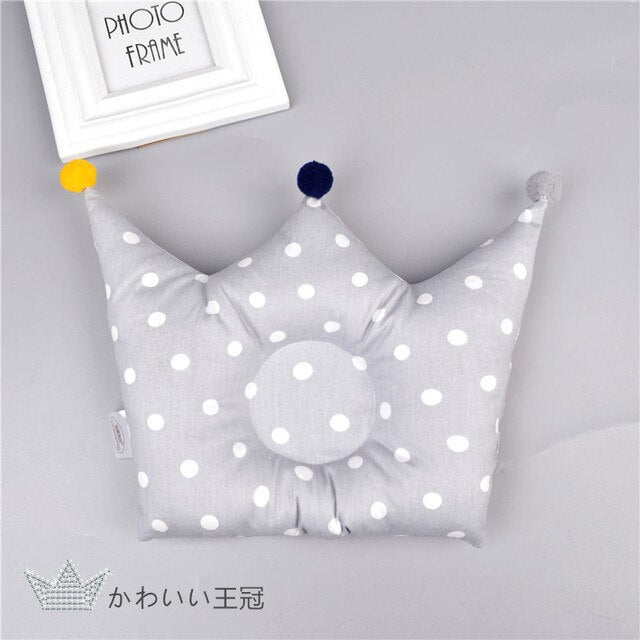 Newborn Baby Shaping Pillow Cute Crown Shape Backrest Cushion 0-1 Years Old Anti-head Correction Pillow Baby Bedding