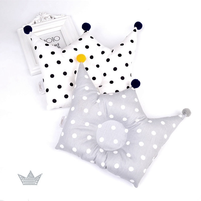 Newborn Baby Shaping Pillow Cute Crown Shape Backrest Cushion 0-1 Years Old Anti-head Correction Pillow Baby Bedding