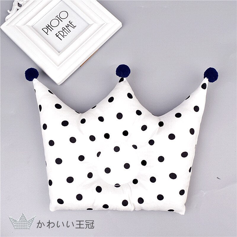 Newborn Baby Shaping Pillow Cute Crown Shape Backrest Cushion 0-1 Years Old Anti-head Correction Pillow Baby Bedding