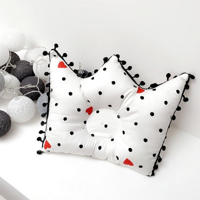 Newborn Baby Shaping Pillow Cute Crown Shape Backrest Cushion 0-1 Years Old Anti-head Correction Pillow Baby Bedding