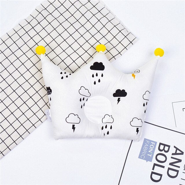 Newborn Baby Shaping Pillow Cute Crown Shape Backrest Cushion 0-1 Years Old Anti-head Correction Pillow Baby Bedding
